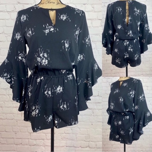 Mudpie Black Rose Design Bell Sleeve Romper - Picture 1 of 1